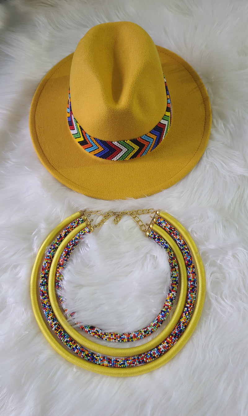 Maasaï hat & necklace set